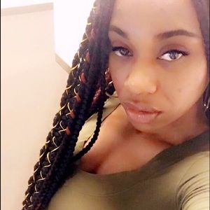 Meet your Posher, Jahnae